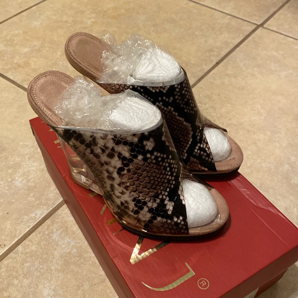 Macking J Clear Wedge Heel Slip on Shoe, Size:6